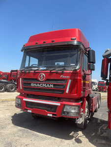 Shacman Tractor- tại Port-3